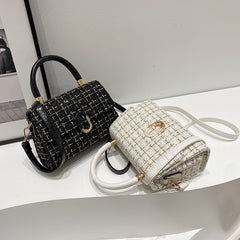 Durable Everyday Canvas Sling – Crafted for reliability and comfort