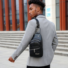 Compact Men’s Chestbag with Single Shoulder Strap – A Lightweight Crossbody Bag for Seamless Travel and Urban Living