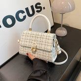 Durable Everyday Canvas Sling – Crafted for reliability and comfort