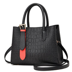 Modern Classic Underarm Handbag – A Clean, Structured Design for Sophisticated Simplicity