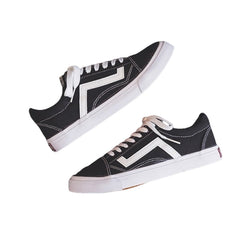 Timeless Slip-On Sneakers – Effortlessly blending style and convenience