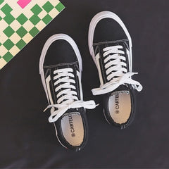 Timeless Slip-On Sneakers – Effortlessly blending style and convenience