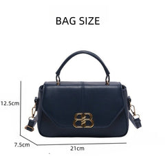 Sophisticated Minimalist Underarm Baguette with Distinct Metal Decor – Effortlessly Chic for Any Occasion