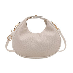 Chic Hobo Shoulder Bag – With its relaxed, slouchy silhouette and stylish design