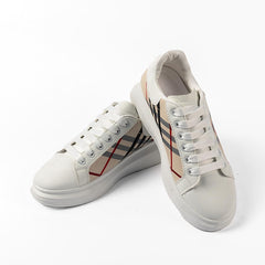 Trendy Luxe Checkered Platform Sneakers – Cream Edition