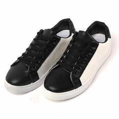 Black & White Low-Top Casual Sneaker with Faux Leather Finish