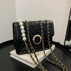 Chic Women’s Sling Bags – A Trendy and Practical Accessory for Effortless Everyday Style