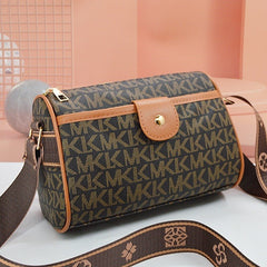 Modern Boston Bag with Vintage Charm – Combining contemporary design with timeless elegance