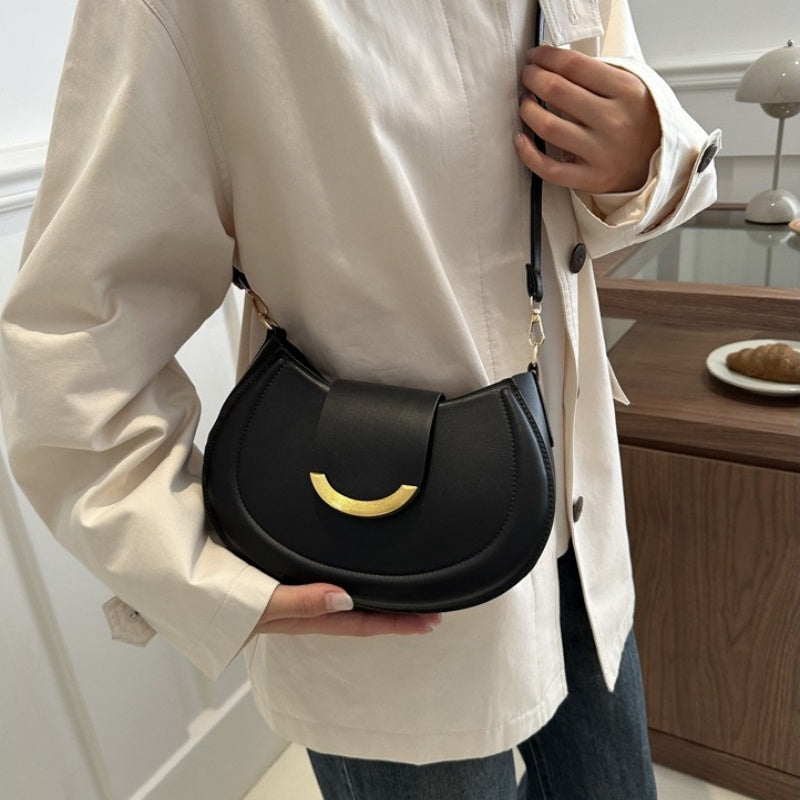Elegant Solid Pattern Hobo Bag – With its graceful silhouette and clean, solid design