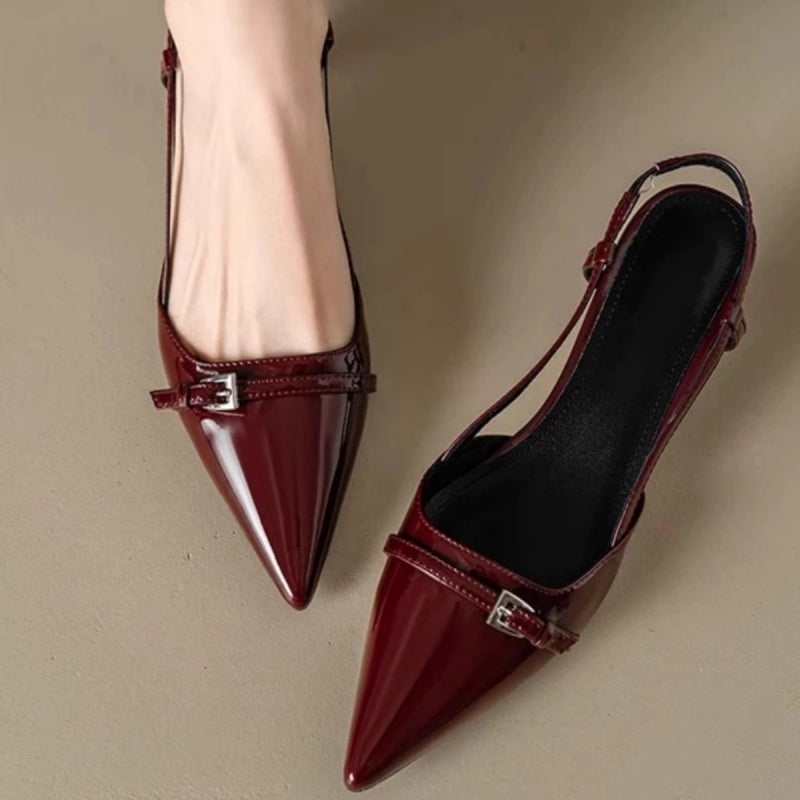 Sleek Pointed-Toe Kitten Heel Mules – A perfect fusion of elegance and comfort