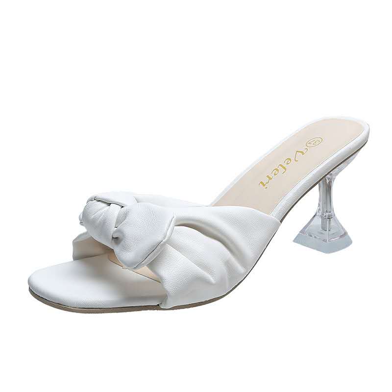 Flared Elegance Heel Sandals – Designed to captivate with every step