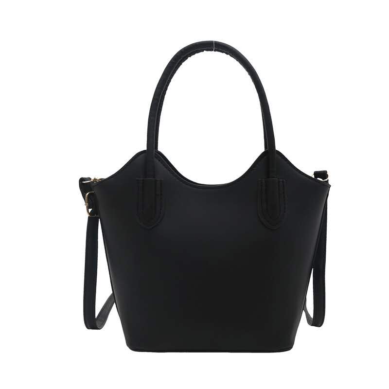 Minimalist Faux Leather Tote Bag – Crafted from high-quality faux leather