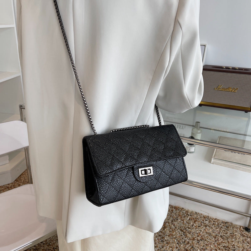 Chic Women's Bag – Handbag, Shoulder Bag, Sling & Crossbody Purse