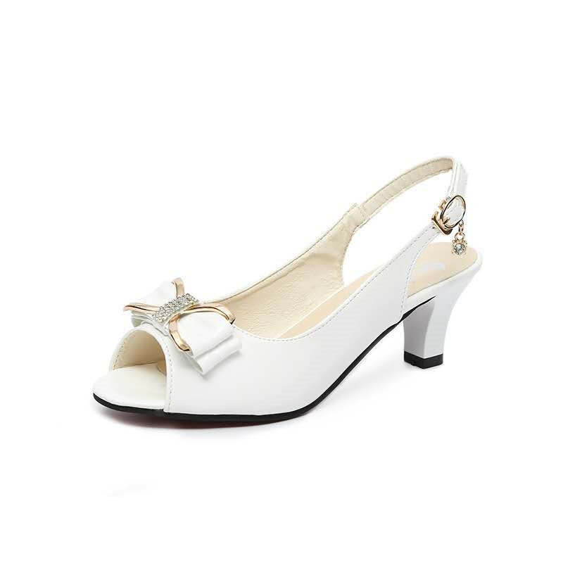 Chic Peep-Toe Heeled Mules – A modern blend of elegance and ease